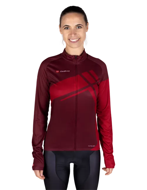 Das Model ist 175 cm groß und trägt Größe 2