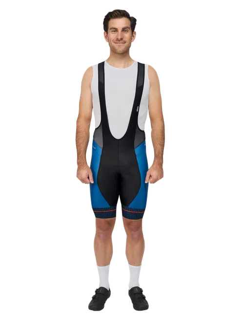 Das Model ist 178 cm groß und trägt Größe 4